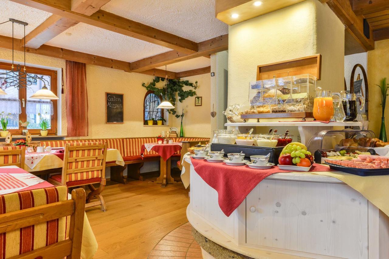 Ferienhotel Hahn Garni Ruhpolding Exterior photo